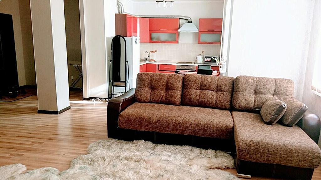 אסטנה Apartment On Sauran Str Center מראה חיצוני תמונה