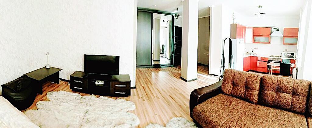 אסטנה Apartment On Sauran Str Center מראה חיצוני תמונה